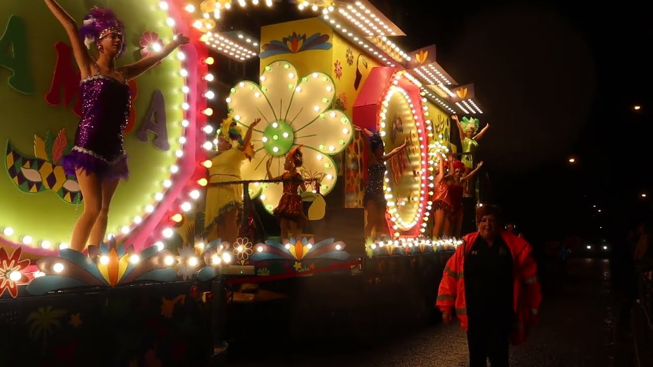 Wincanton Carnival 2023 - Hot Rock CC 'Samba'