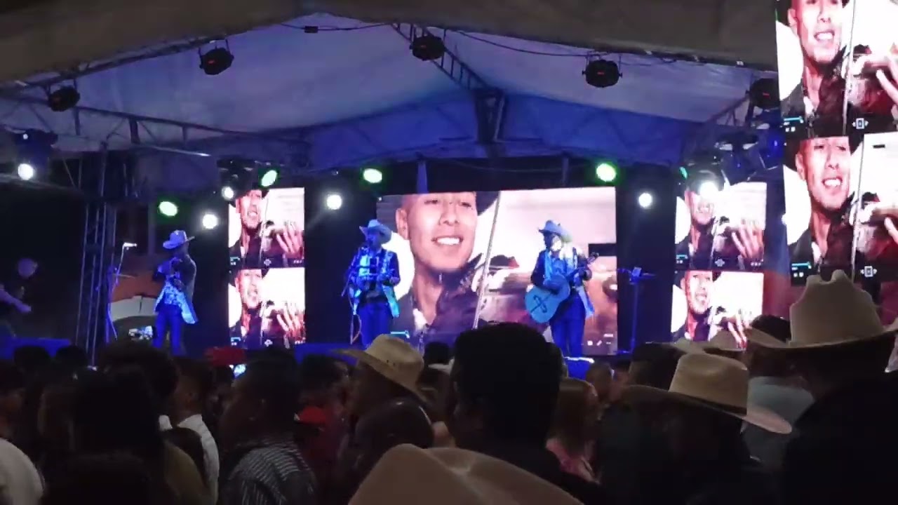 Trío Los 3 Herederos - Popurrí De Sones Carnavaleros - San Juan De Las Flores 2023