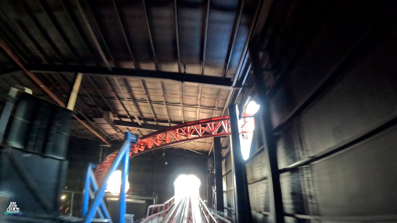ACHTERBAHN: extrem schnell, extrem kurz aber auch extrem gut! Superman bei Warner Bros. Movie World