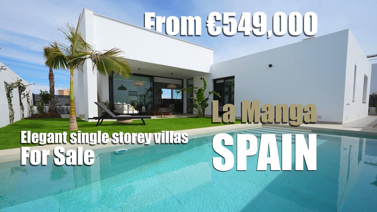 Elegant villas for sale in Mar De Cristal by the sea | Villas in La Manga, Murcia, Spain