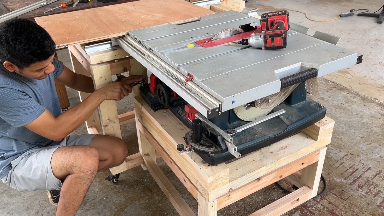 Building a GIANT Sliding Sled for my Bosch GTS 10 XC | Table Saw Upgrade