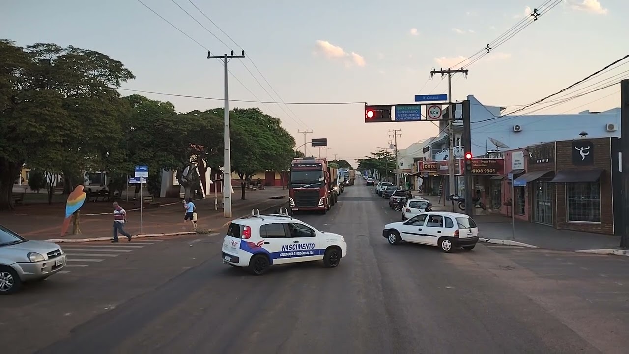 PASSANDO POR DENTRO DA CIDADE DE BATAGUASSU MS....