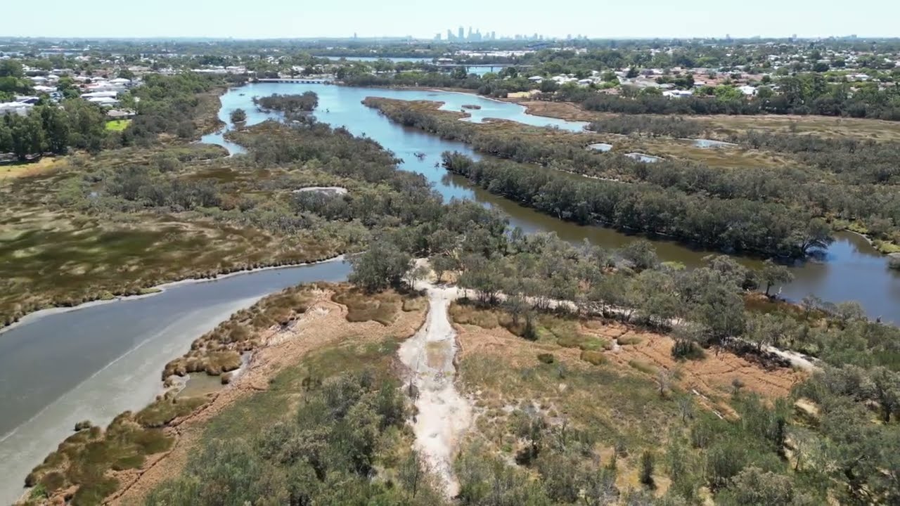 4K Drone footage of Canning River