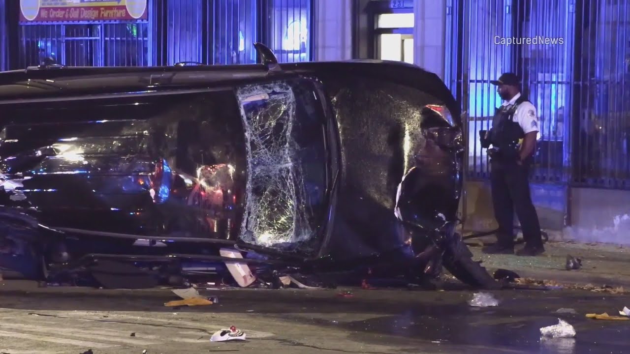 2 dead, multiple injured in South Side crash Friday night