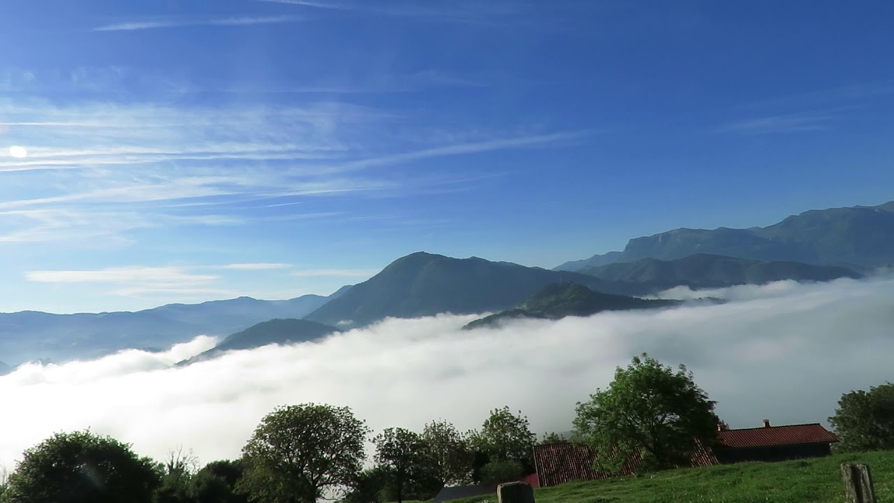 Nieblas en el valle del Oria