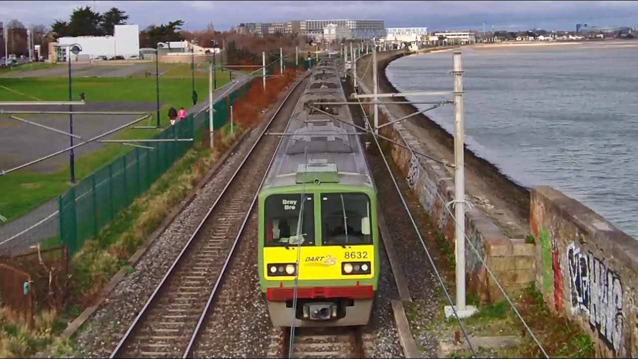 Irish Rail 8520 Class Dart Train 8632 - Blackrock, Dublin