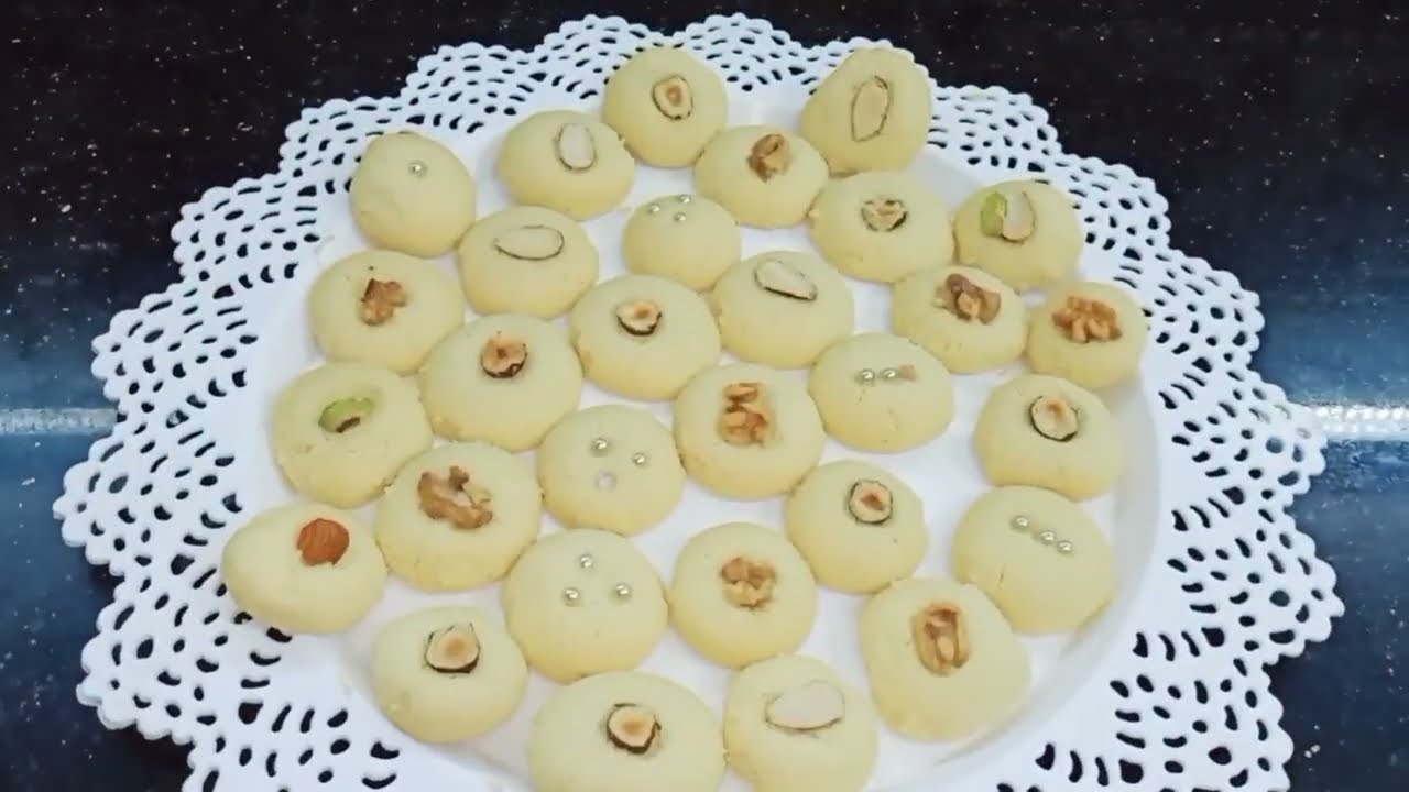 الغريبه الدايبه بكل أسرار المحلات  من غير ما تبصم ولا تشقق وبنفس اللون إلى دخلت بيه هتطلع 