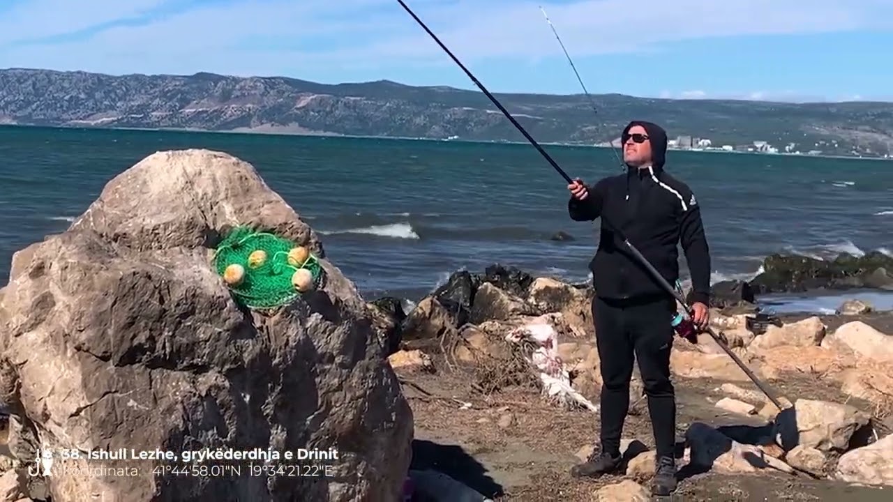 38  Ishull Lezhe, grykëderdhja e Drinit
