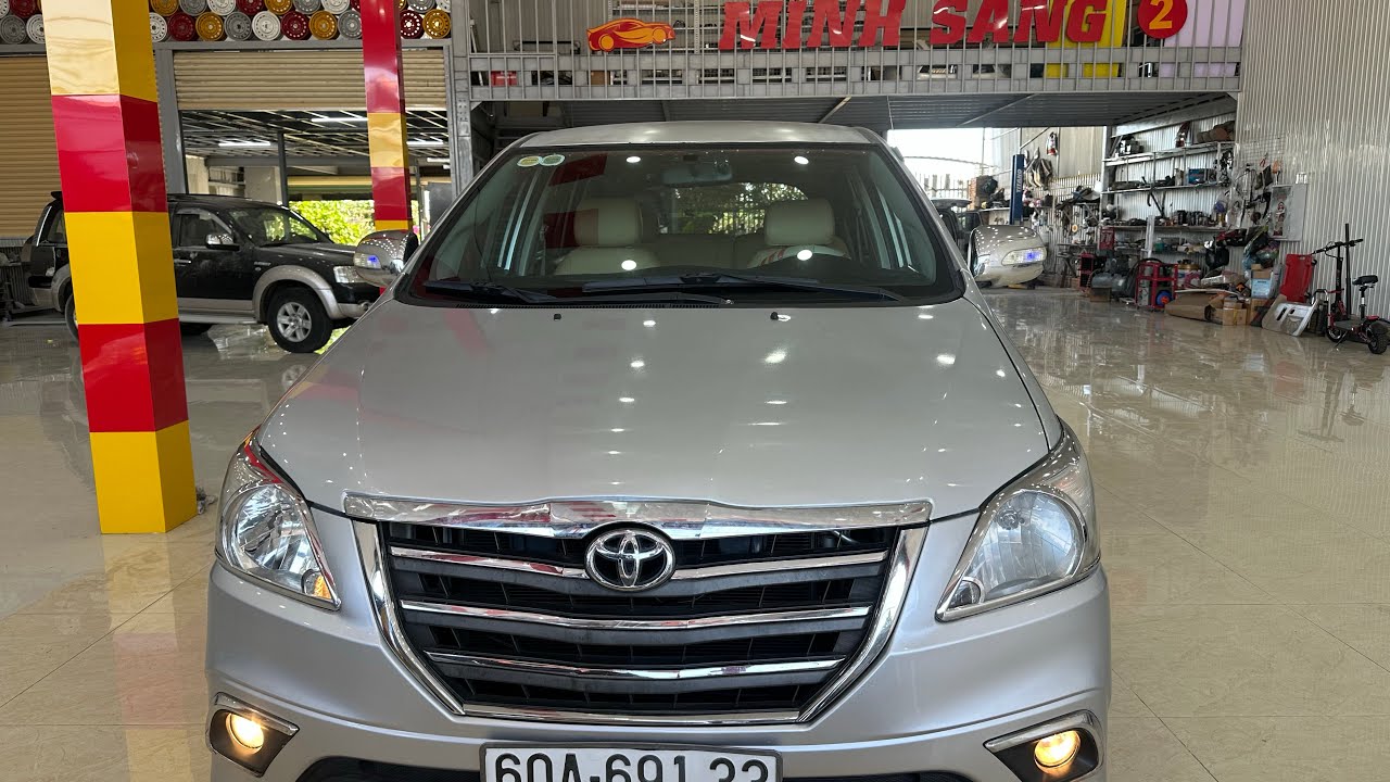 228 triệu Innova 2013( ABS và 2 túi khí) xe đẹp máy êm 0329782978/0971222855