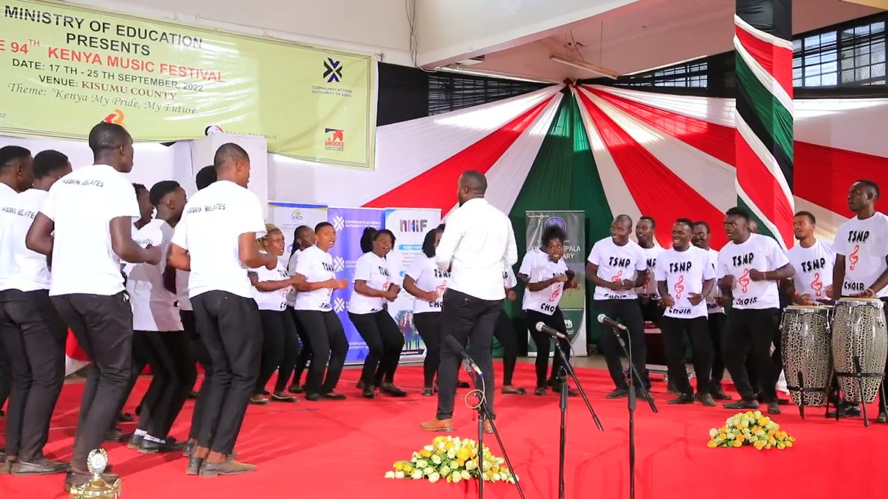 Sigalagala Polytechnic performing Sandoka a lingala song Johnny Bokelo