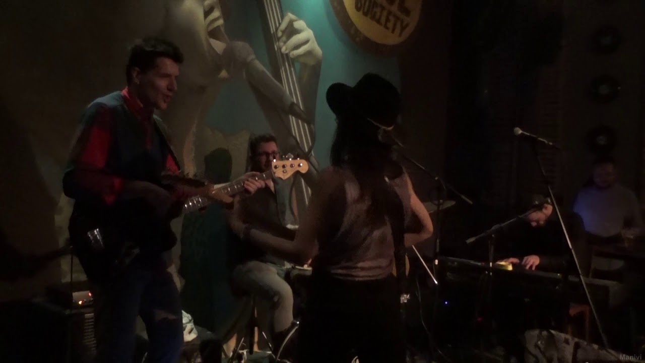Manivi - Something Beautiful (Live at SOUL Society 6. 4. 2018.)