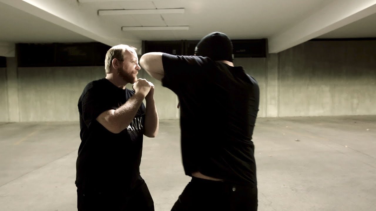 How To Hook Elbow In A Real Fight │ Hook Elbow