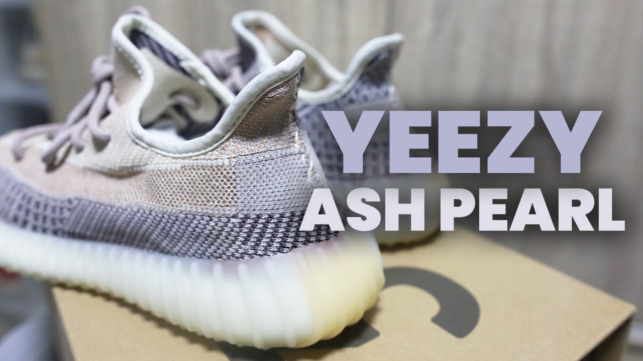 YEEZY 350 V2 