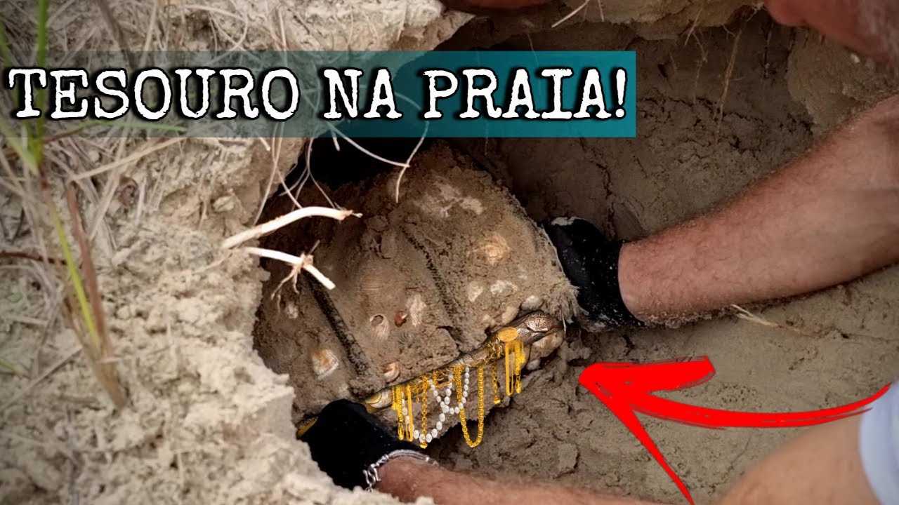 Encontramos BA&Uacute; enterrado PERTO da PRAIA