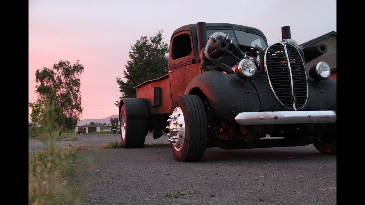 Twin Turbo Supercharged 2-Stroke Diesel Ratrod