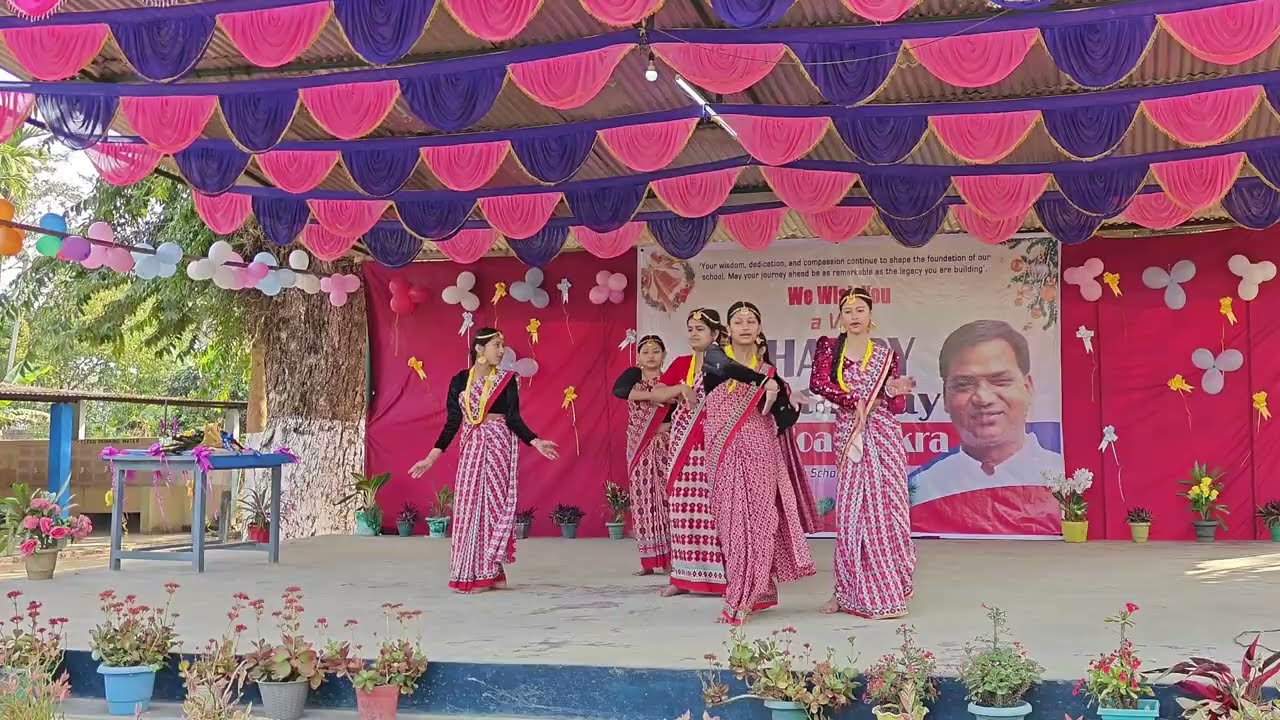 Nepali remix song by class 9 girls|| #video #school #youtube #dance #nepal #nepalisong #song 