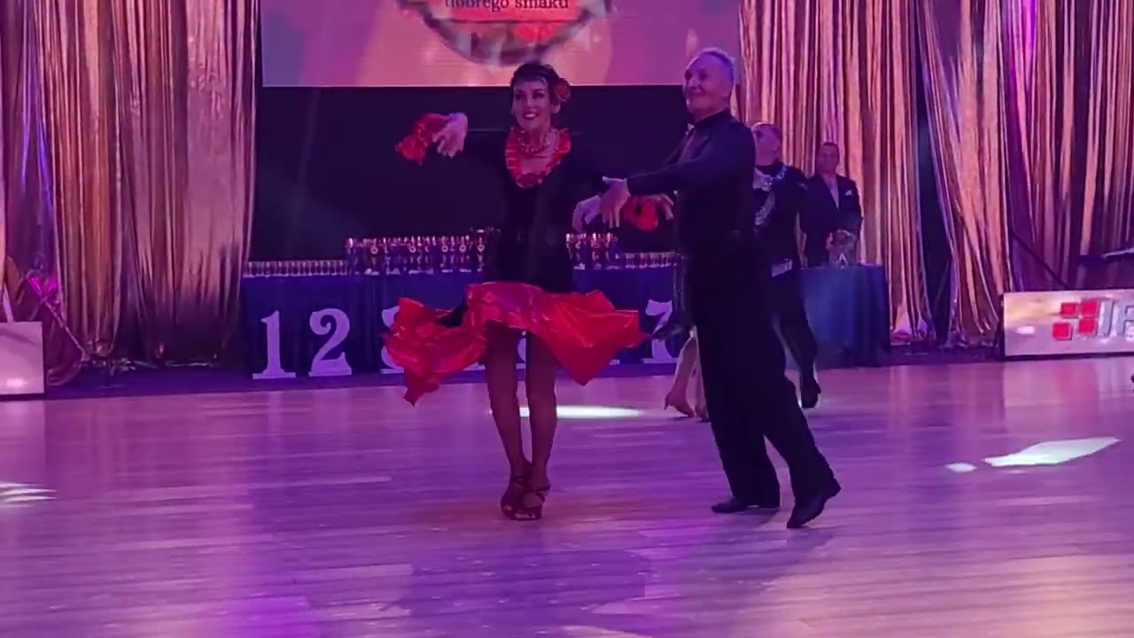 Teresa i Tadeusz Pasierb Mistrzostwa Okręgu Śląskiego 2024 samba