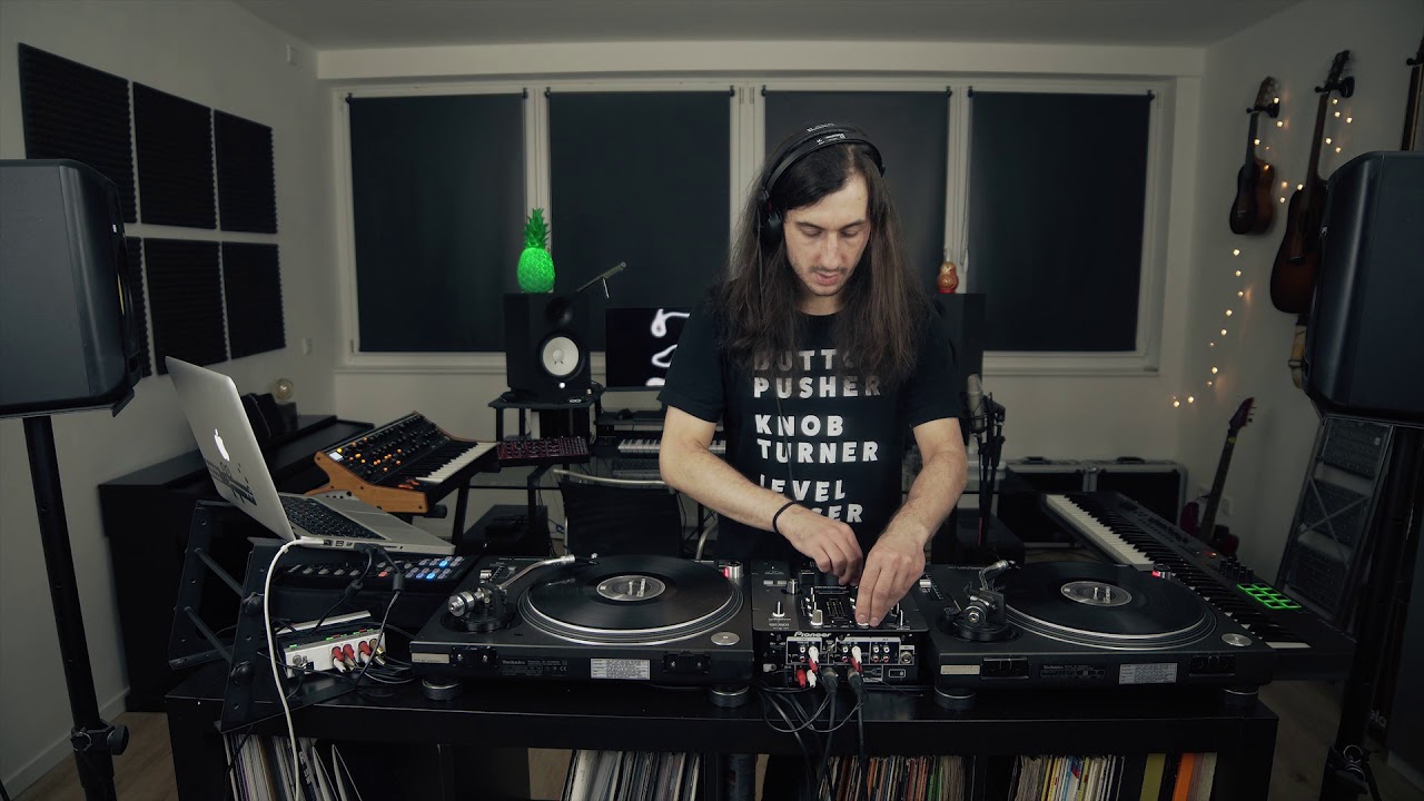Gourski DJ Session From Home