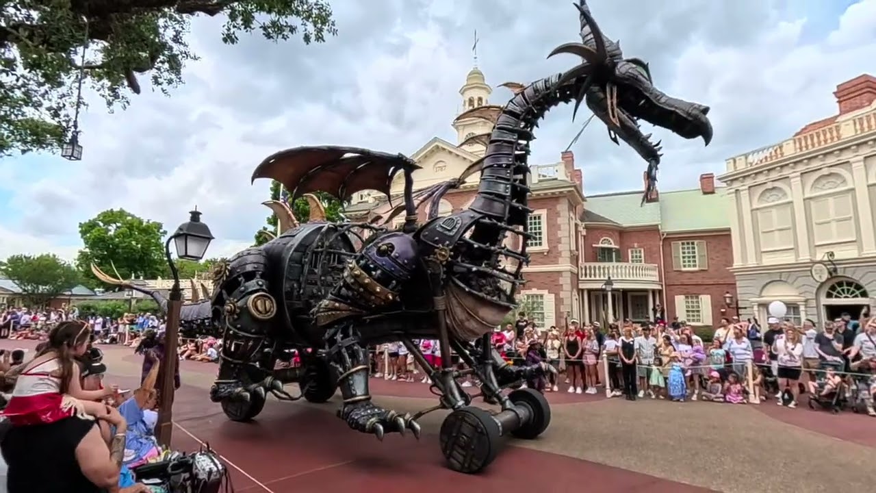 Main Street Parade Highlights at Magic Kingdom | Festival of Fantasy 🐉