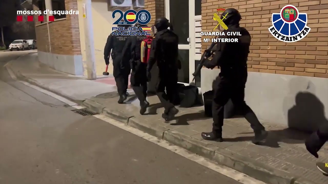 Desarticulada una red criminal especializada en estafas tecnológicas por valor de un millón de euros