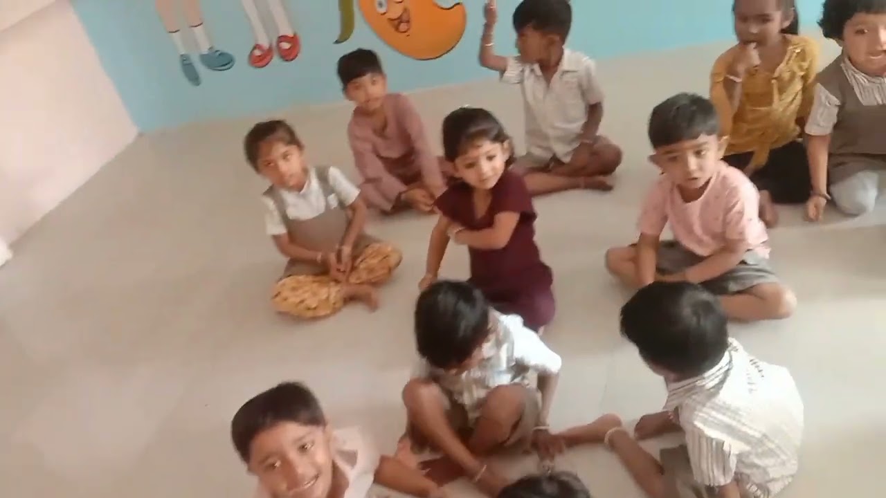 થીમ ફળો 🥭🍊🍎🍒🍓🍍🍑🍉🍇🫐🥝🍐🍈🍌