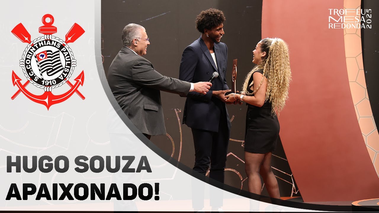O ÚLTIMO ROMÂNTICO: Hugo Souza SE EMOCIONA ao receber o Troféu Mesa Redonda das mãos de sua esposa!