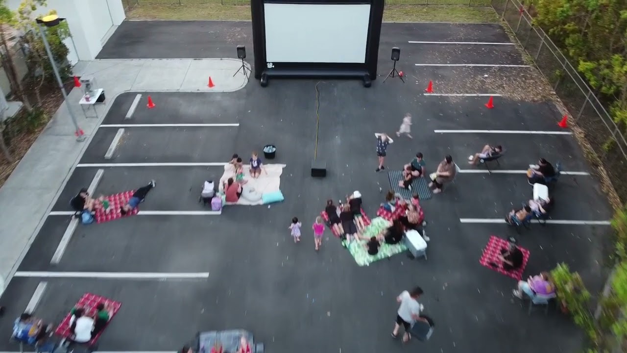 Large Outdoor Theatre Screen setup for family movie night