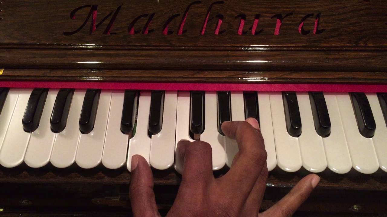 KIRTAN108 Harmonium Class 4 - Hare Krishna Maha Mantra