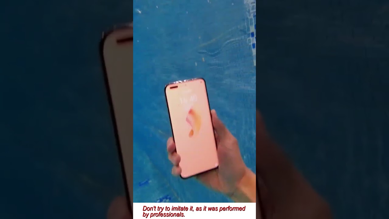 Unboxing Honor Magic 5 Pro Underwater