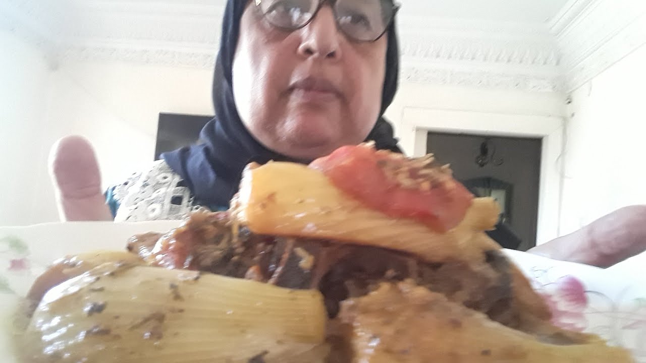 الحلقة 18من سلسلة أطباق مرقة في الكوكوت اللحم والبسباس معلكة لذيذة بزاف 👌👌👌