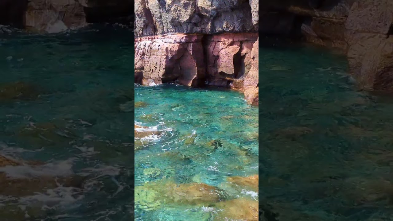 Океан, що не знає спокою 🌊🪨
