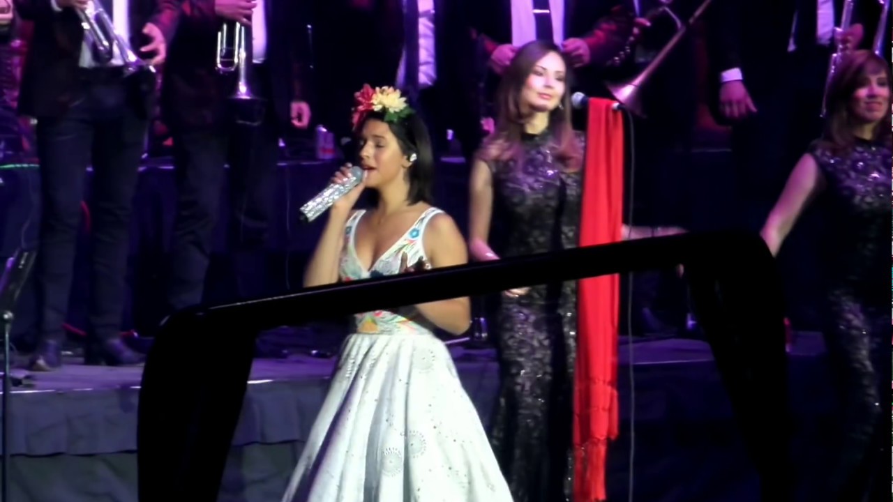 Angela Aguilar - Como La Flor