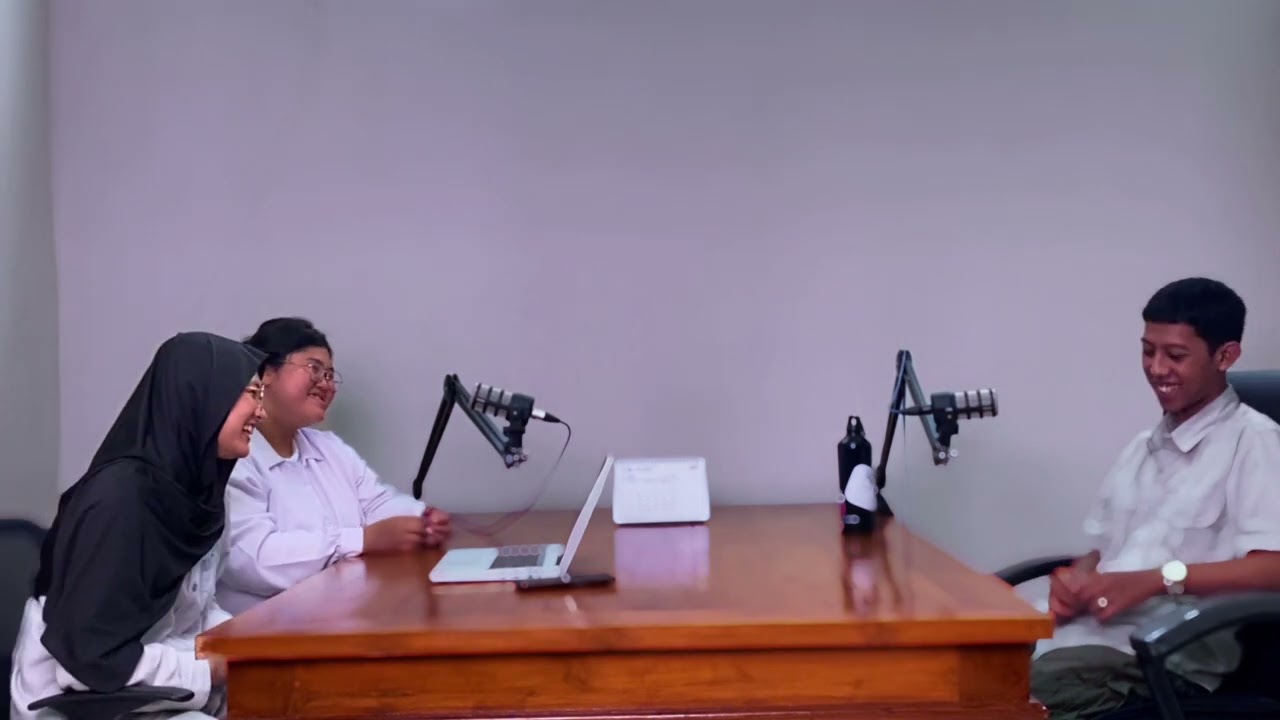 PODCAST PALING APALAH: GIMANA CARANYA EVENT MAHASISWA BISA MELEDAK DI MEDSOS?