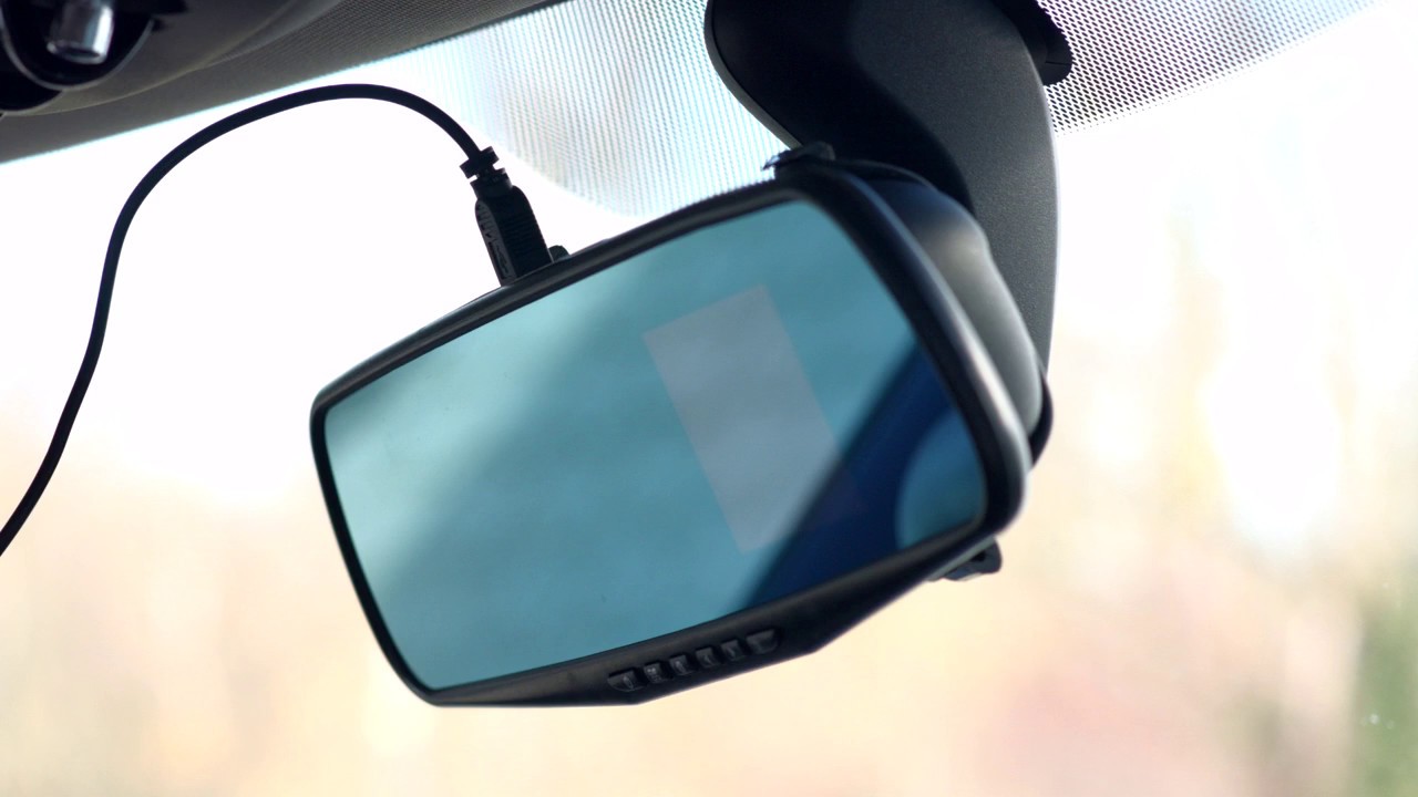 NavGear R&uuml;ckspiegel-Dashcam mit Bewegungserkennung und 6,1-cm-Display (2,4