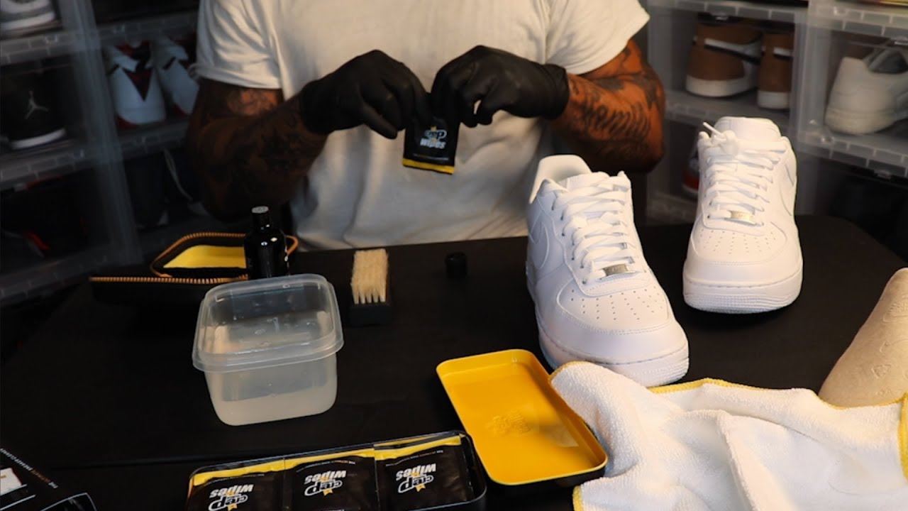 HOW TO CLEAN WHITE SNEAKERS USING CREP PROTECT!!! (AIR FORCE 1)