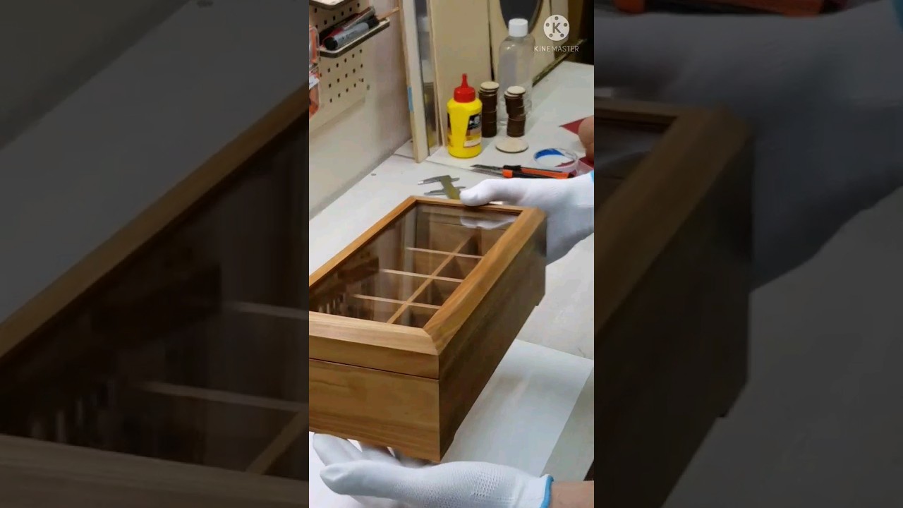 wooden watch box from Lavochnikov.workshop 