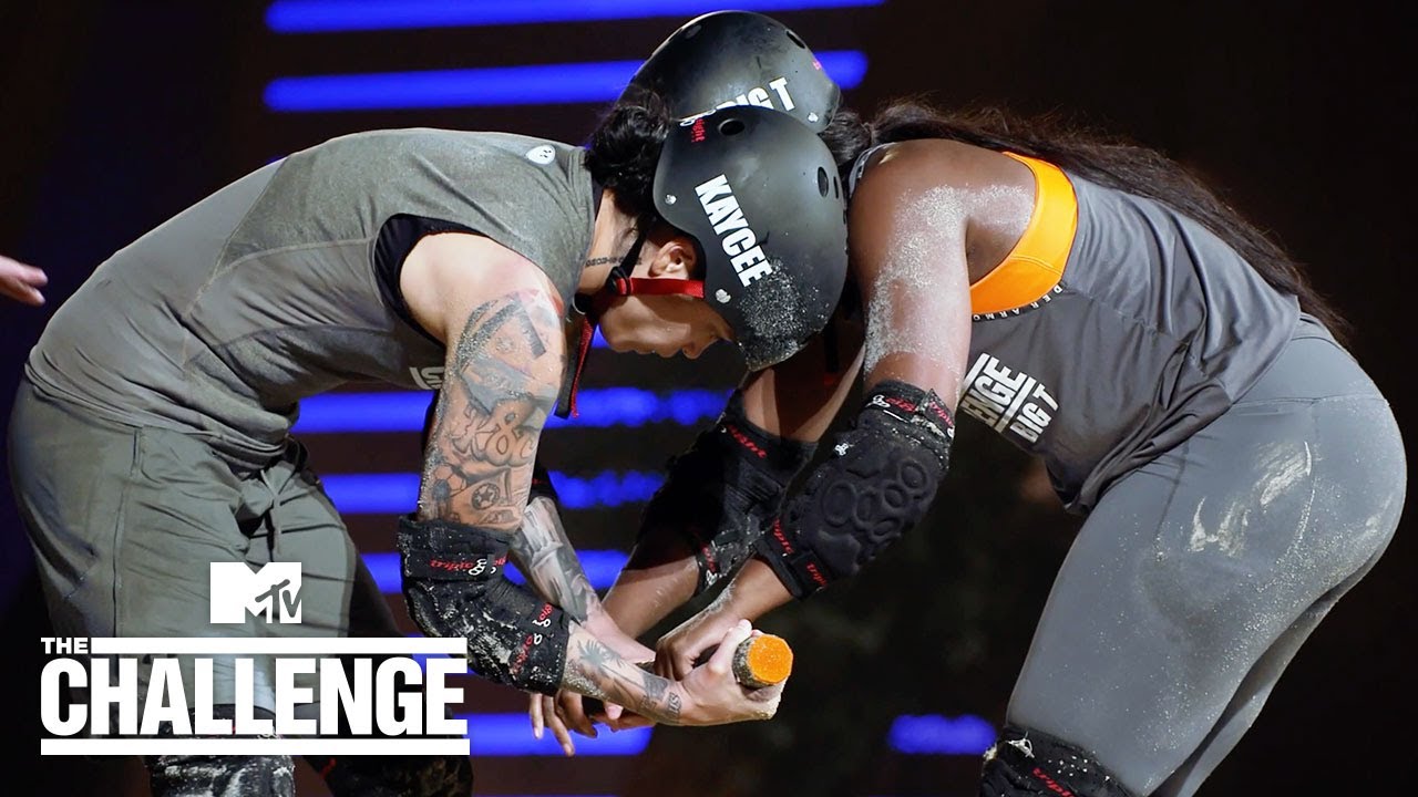 Big T WRESTLES Kaycee 🤼‍♀️ The Challenge 39