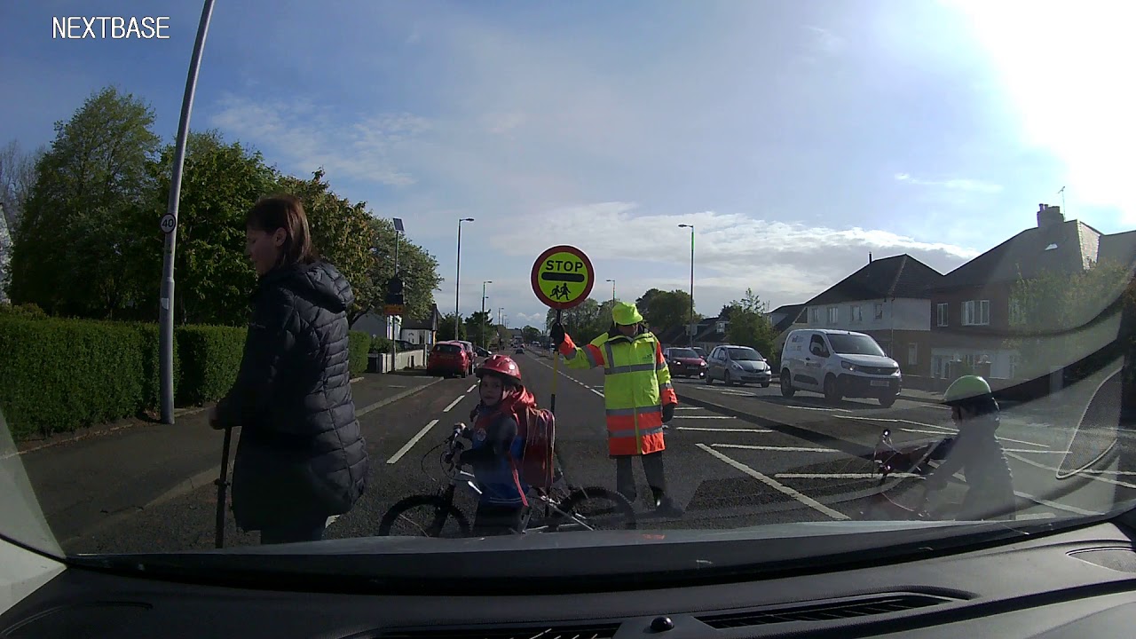 Lollipop Lady Has To Much Power? Who's Right?