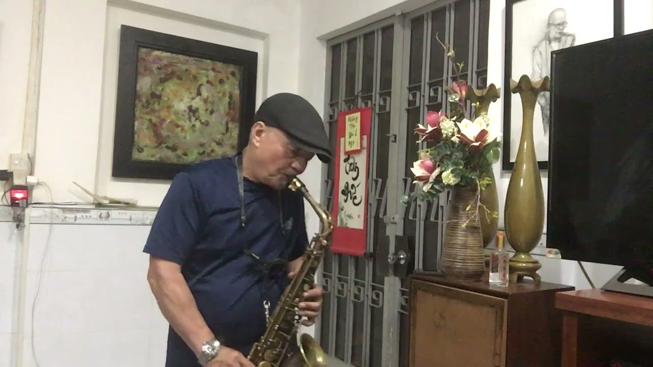 My Way - Frank Sinatra .