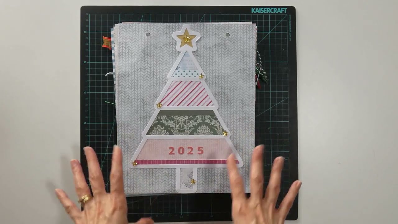December Daily / Documenting December 2025 - Layout Share