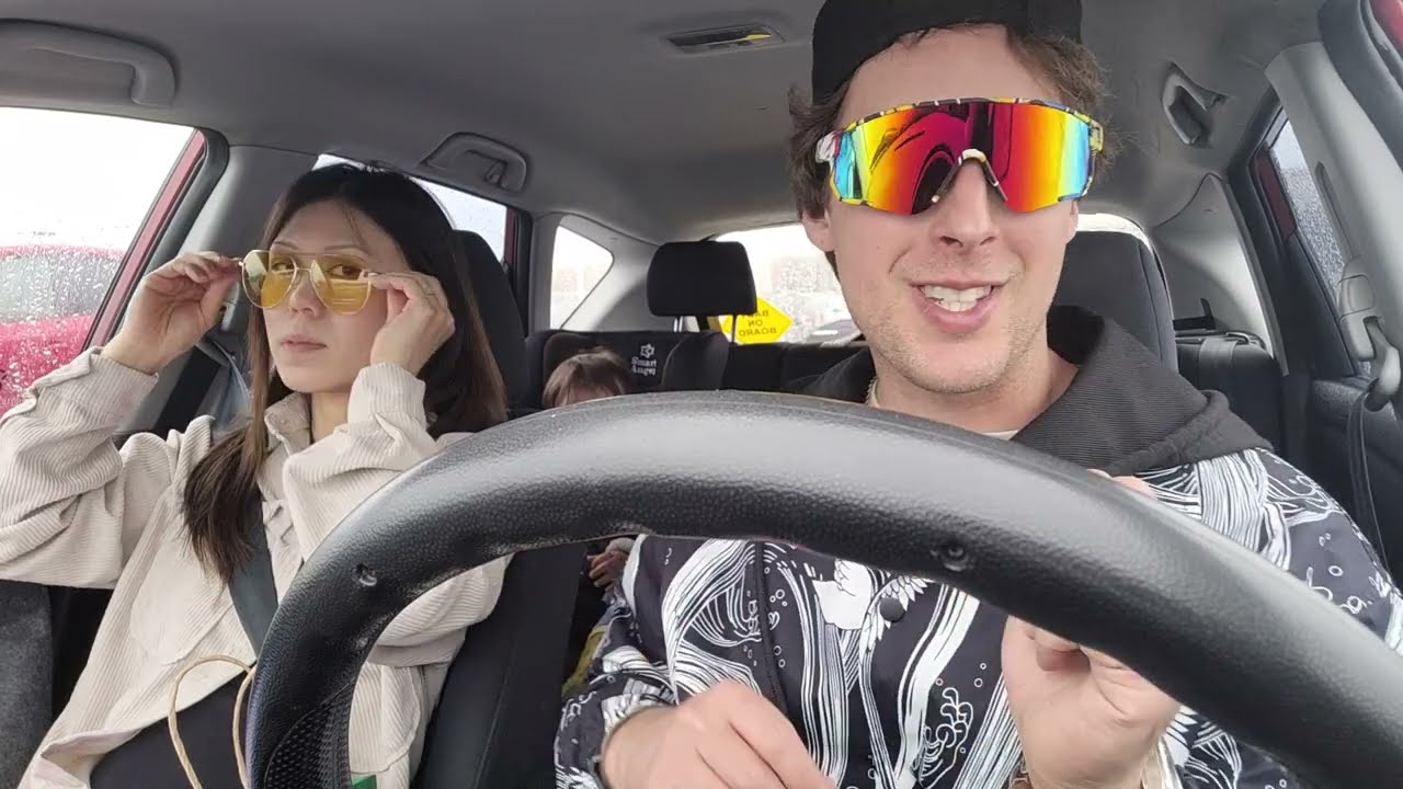 vlog on essai la beignerie Homer's à Montréal. 