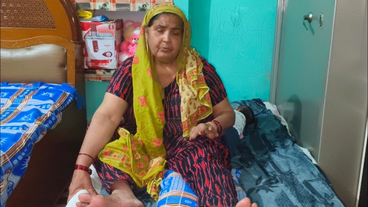 आज तो सासु मां का हो गया accident🥺बाल बाल बच गई 🥺 चलने फिर ने से हो गई लाचार..