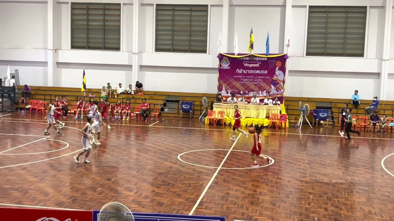 บาสเกตบอลหญิงเยาวชนแห่งชาติครั้งที่ 37 พัทลุงเกมส์ 5x5 นครปฐม Vs กรุงเทพ(Q2)