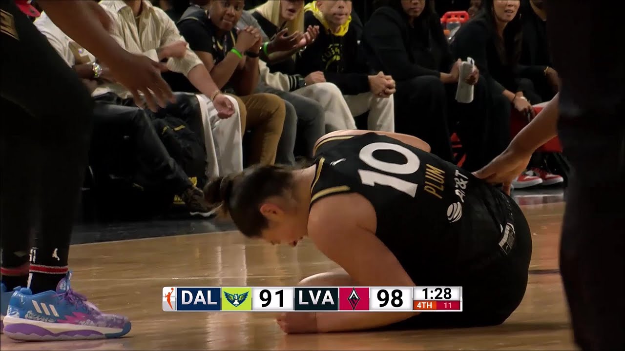 Kelsey Plum TAKEN DOWN By 6'7 McCowan TWICE In Less Than 2 MINUTES | Las Vegas Aces vs Dallas Wings