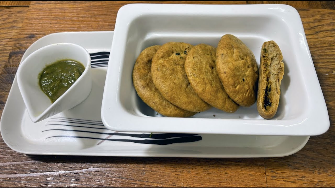 moong ke dal ki khasta kachori