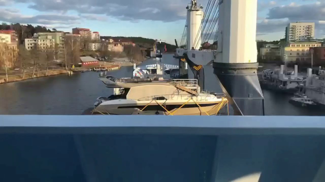 Heavy lift vessel, Deo Volente