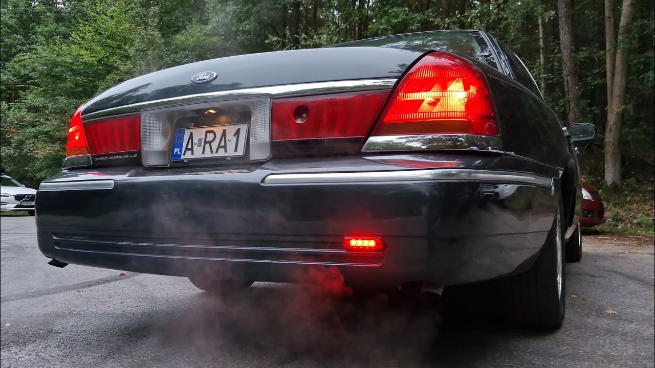 Takich aut już nie będzie więc go kup - Ford Crown Victoria 4.6 V8 / Mercury Grand Marquis 