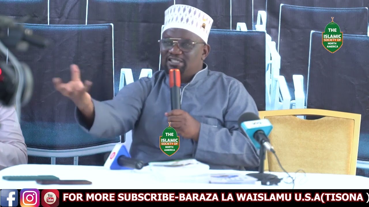 Sheikh Yusufu Kidago Akiwapa Ushauri Watu Wanaokwenda Hijja Akiwa Manasiki Haji