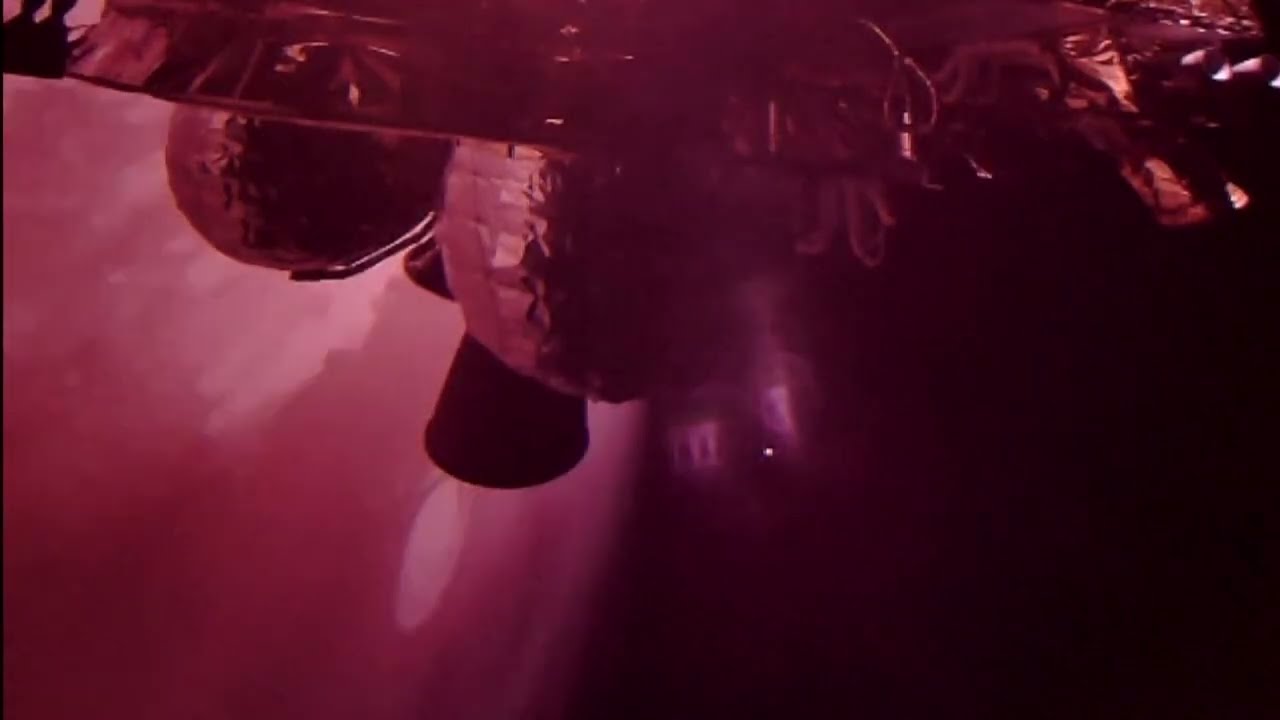 Tianwen-1 orbiter deploys “selfie stick”