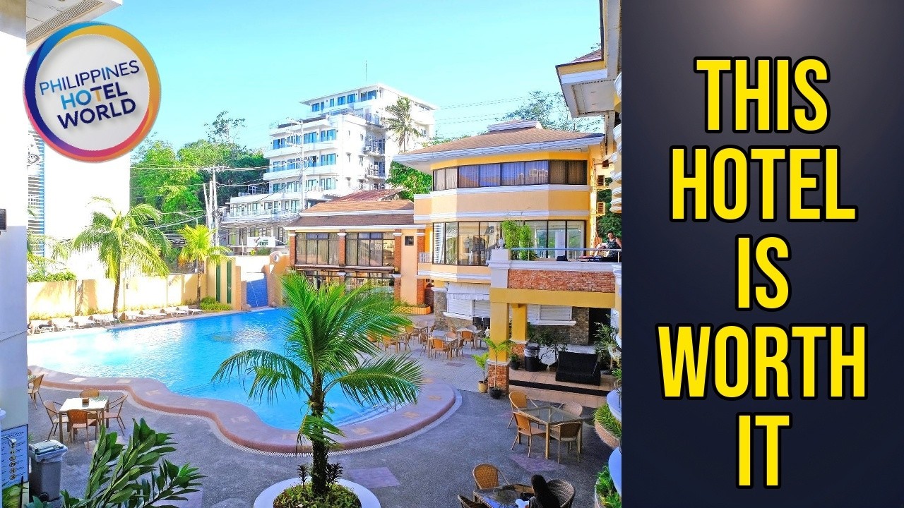 Boracay Holiday Resort - This Hotel Is Worth It | Boracay Island, Philippines🏩